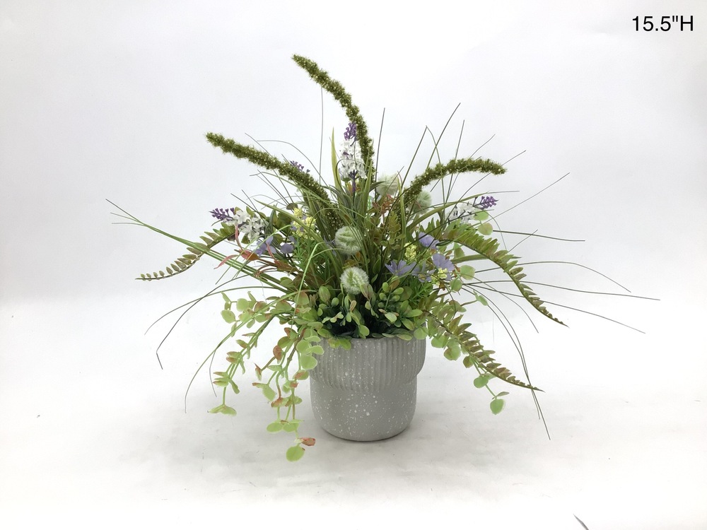 Botanical table decor