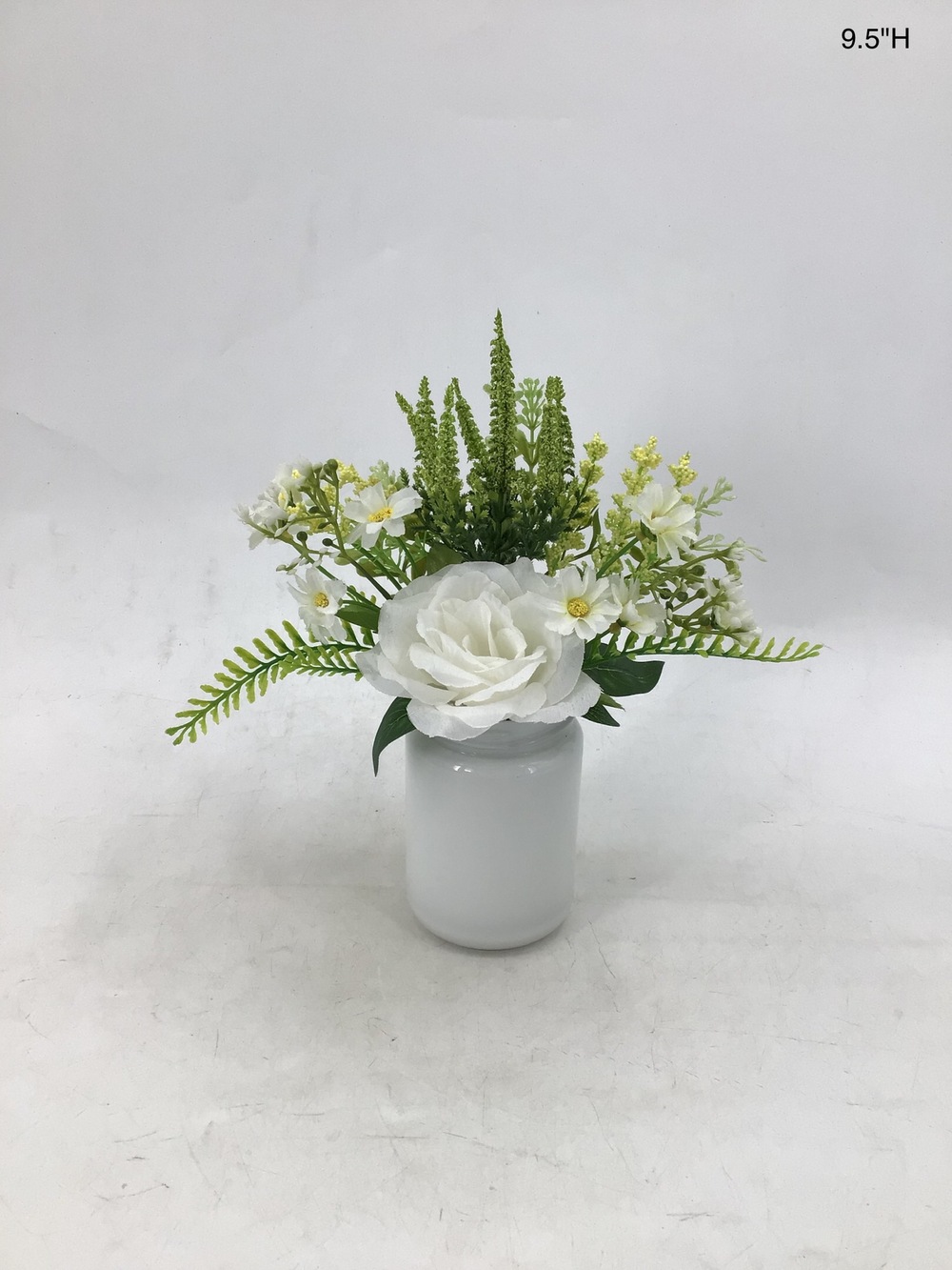 Botanical table decor