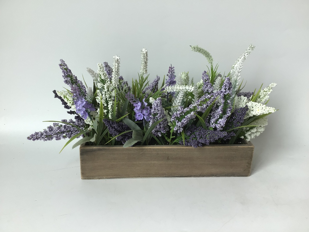 Botanical table decor