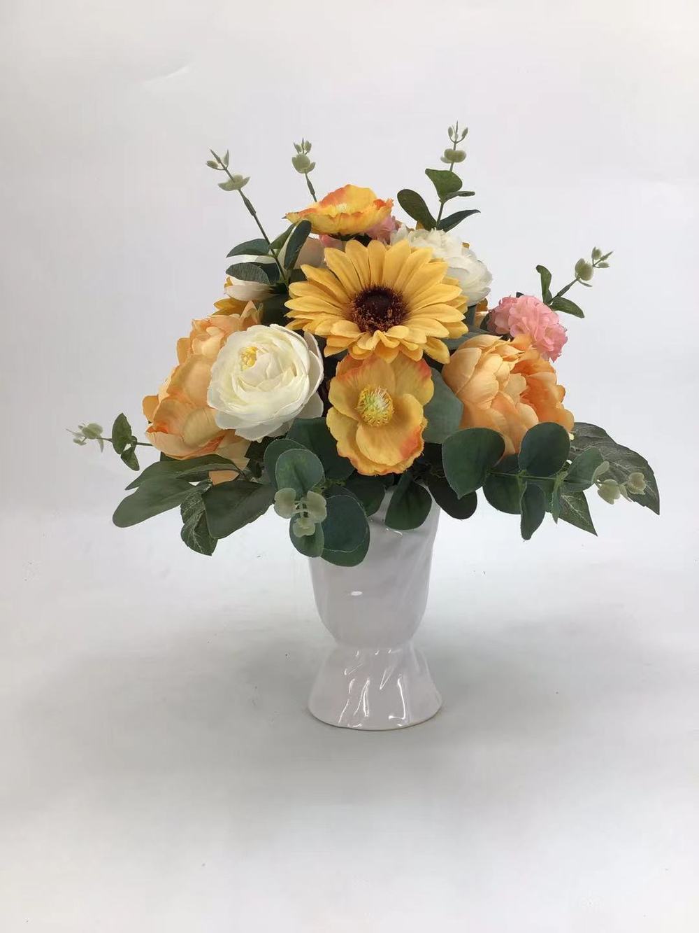 Botanical table decor