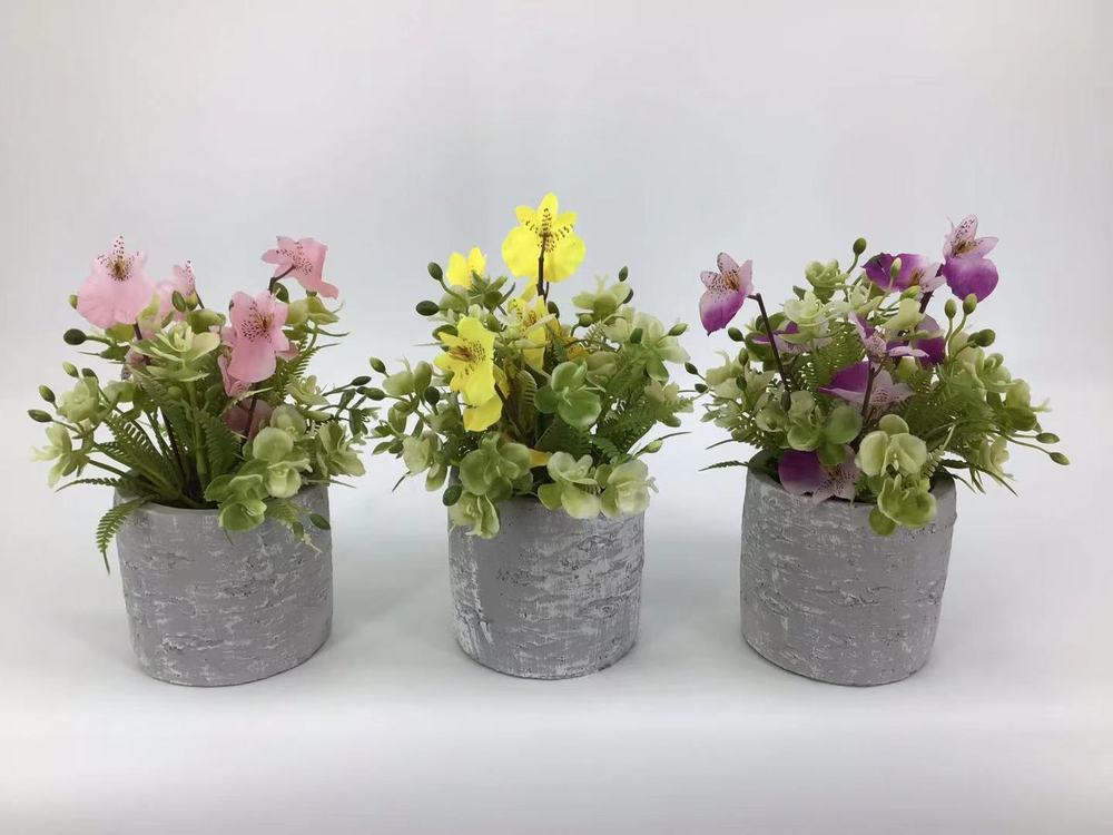Botanical table decor