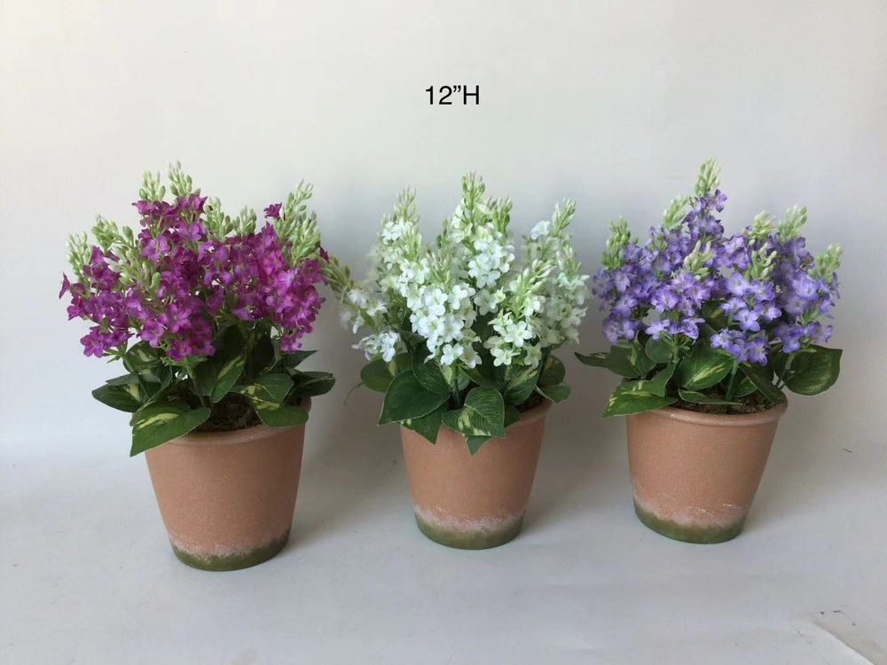 Botanical table decor