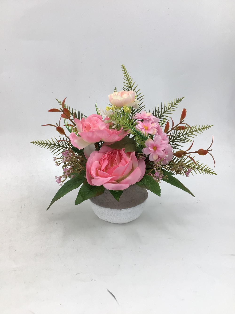 Botanical table decor