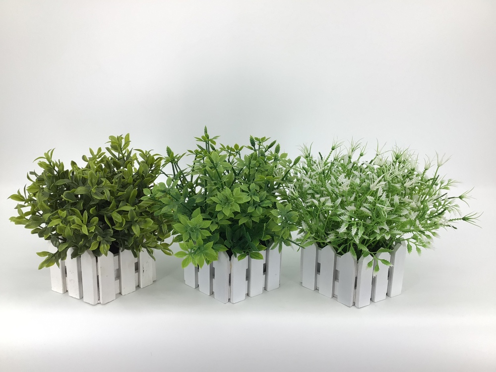 Botanical table decor