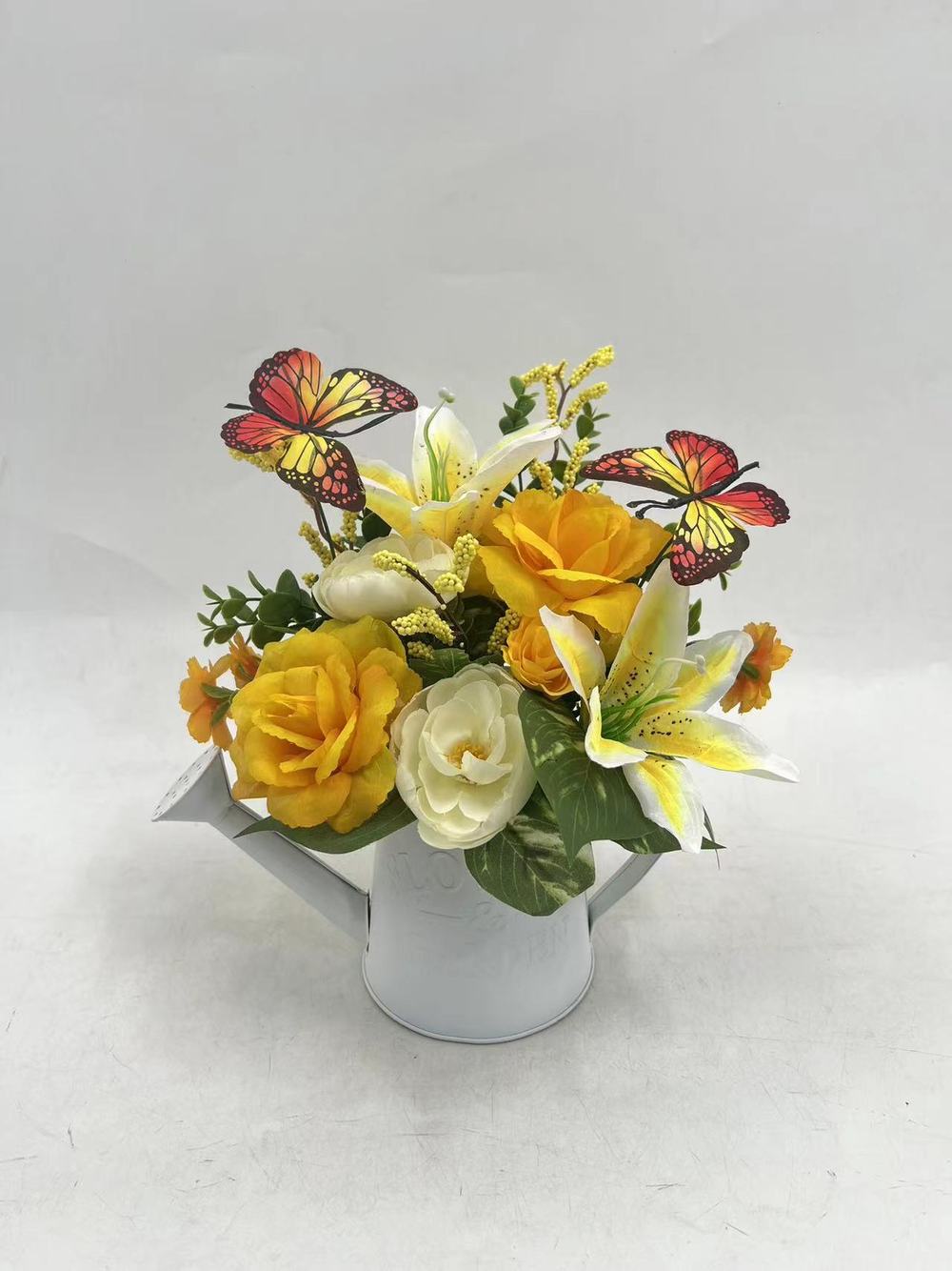Botanical table decor