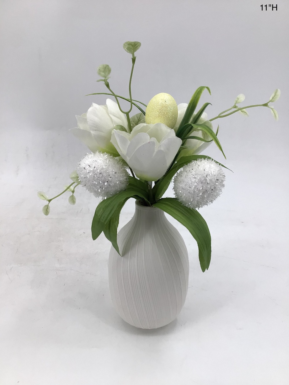 Botanical table decor