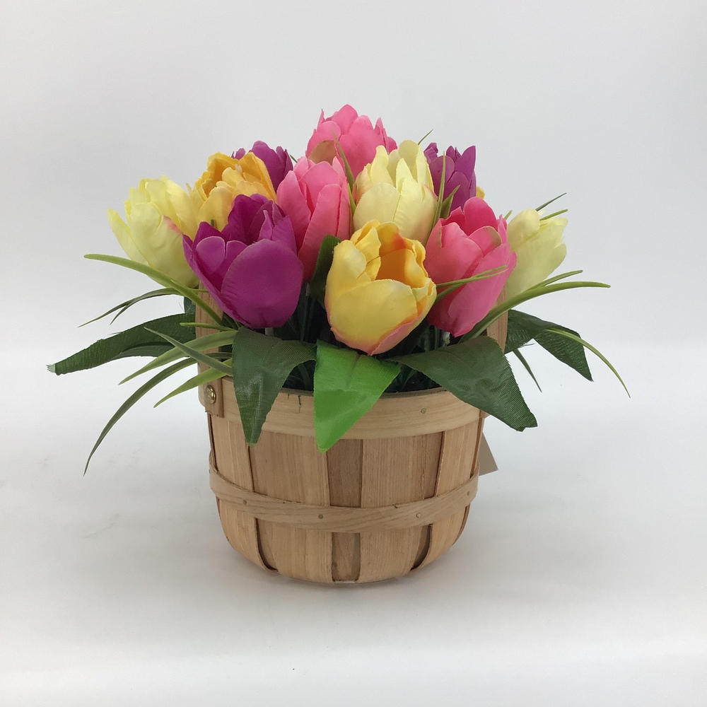 Botanical table decor