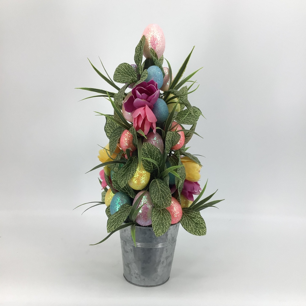 Botanical table decor