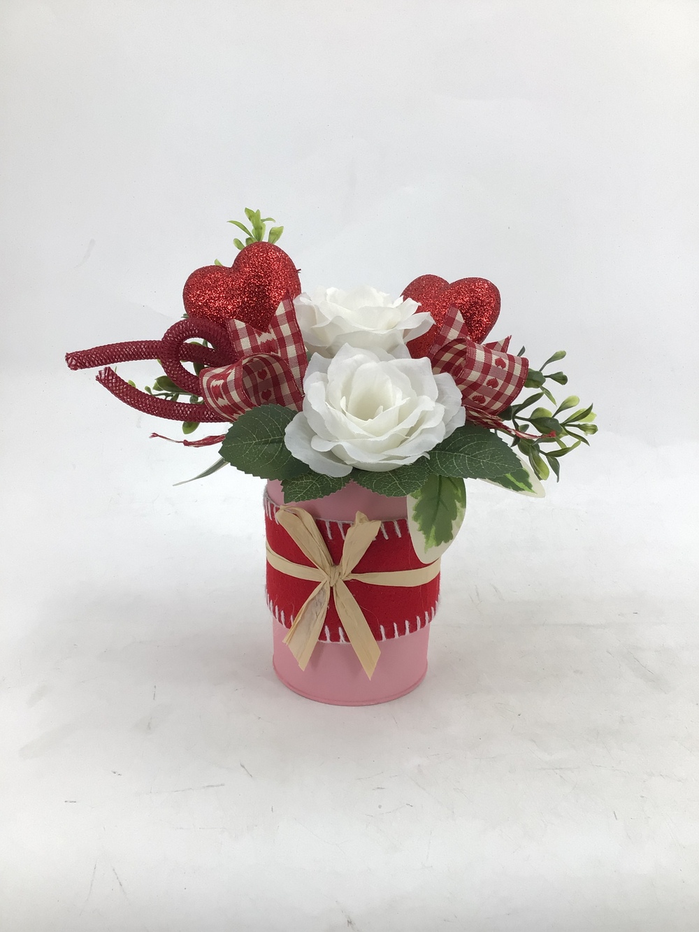 Botanical table decor