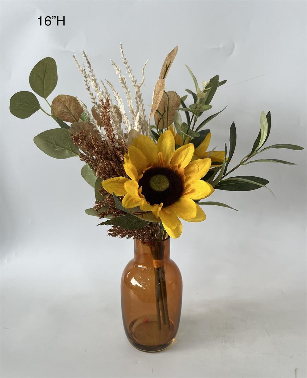 Botanical table decor