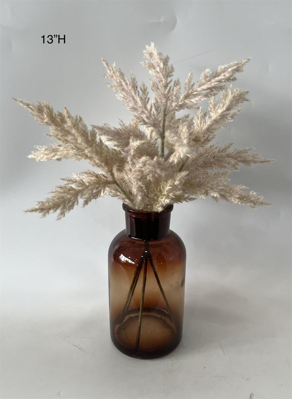 Botanical table decor