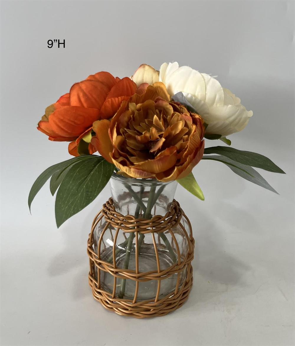 Botanical table decor
