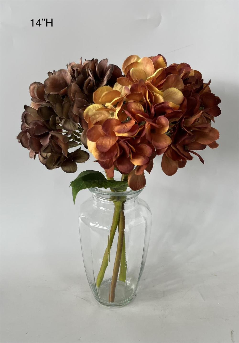Botanical table decor