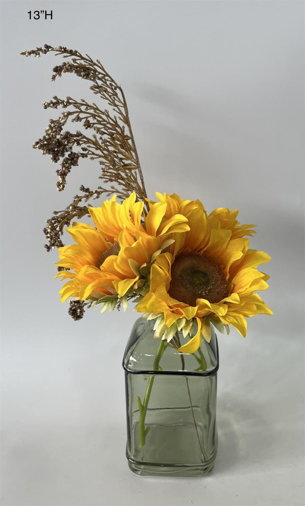 Botanical table decor