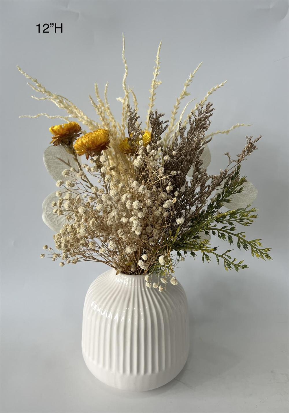 Botanical table decor