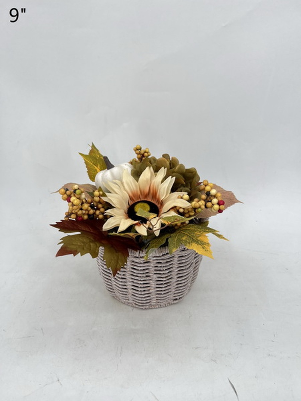 Botanical table decor