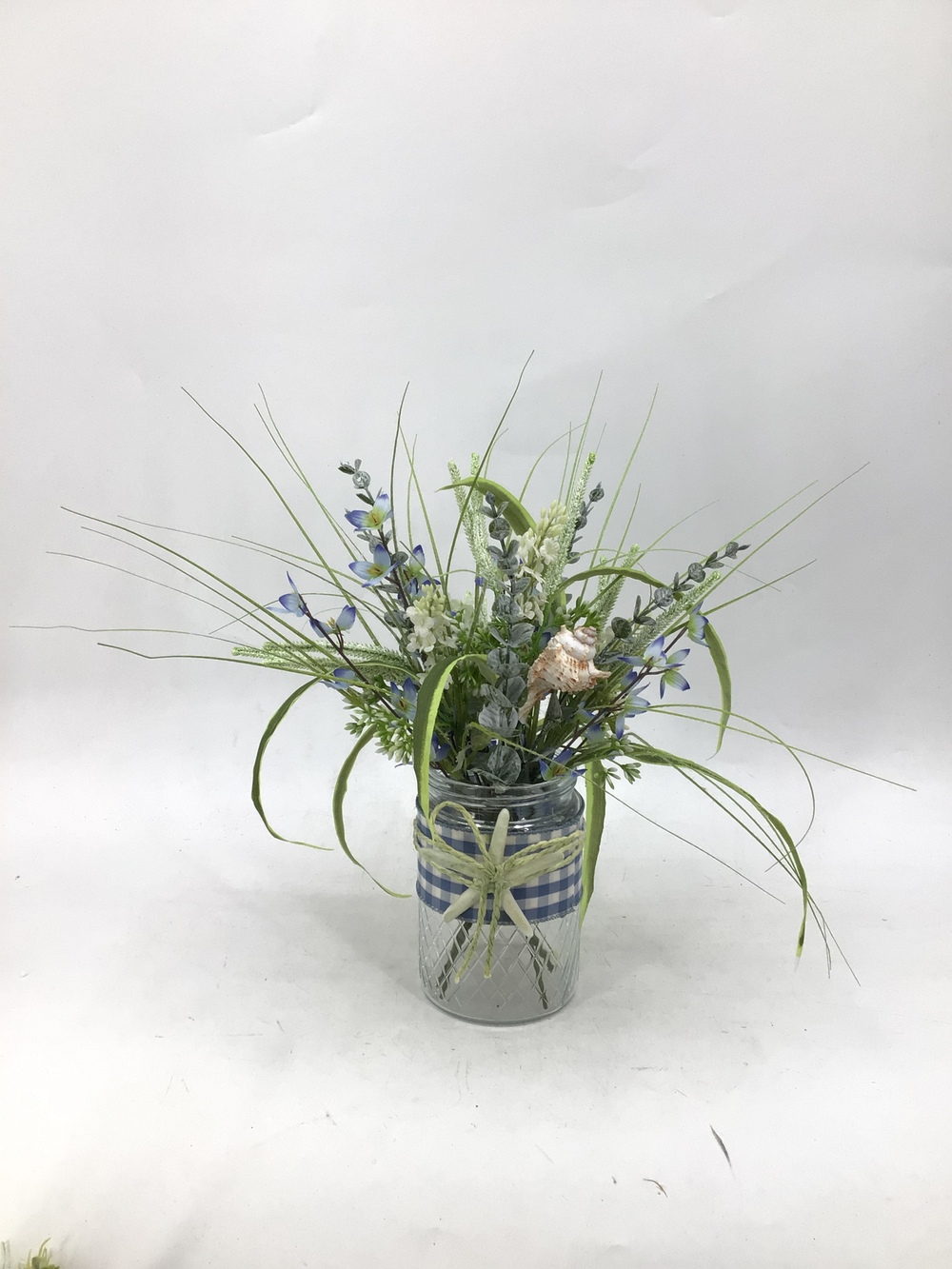 Botanical table decor