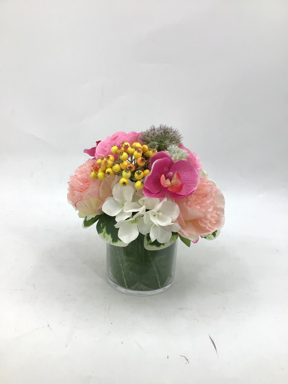 Botanical table decor