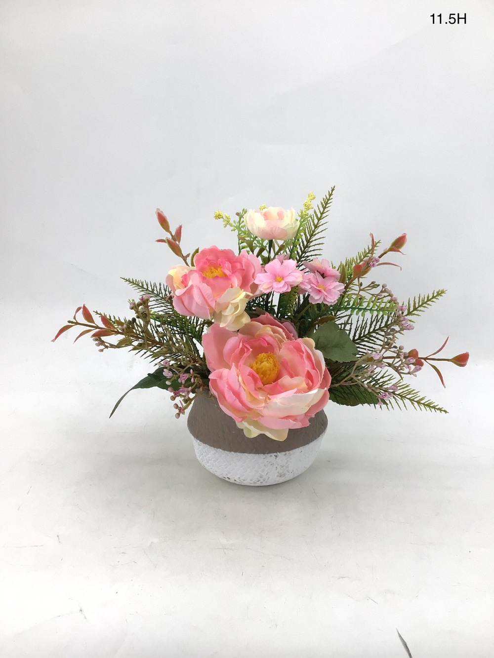 Botanical table decor