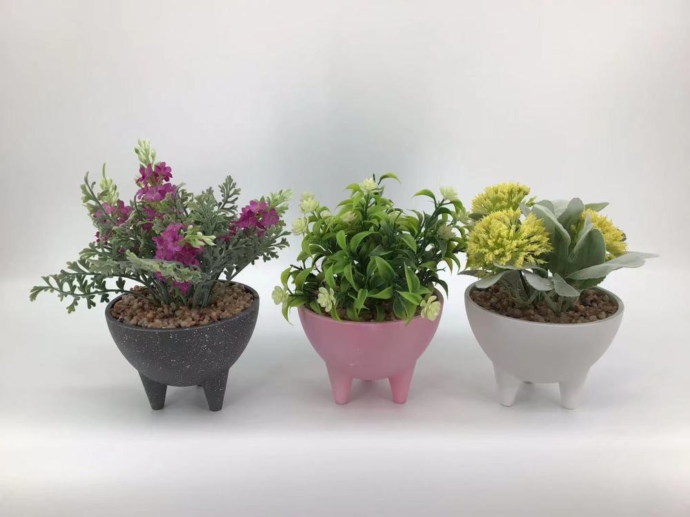 Botanical table decor