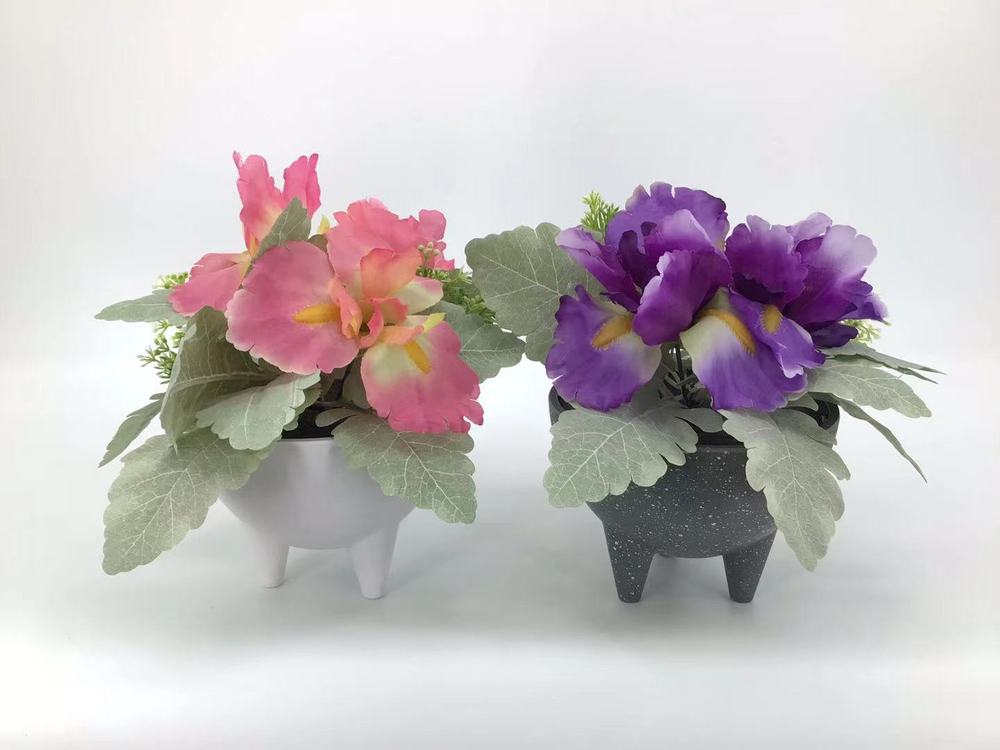 Botanical table decor