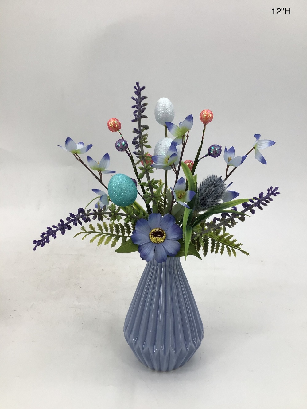 Botanical table decor