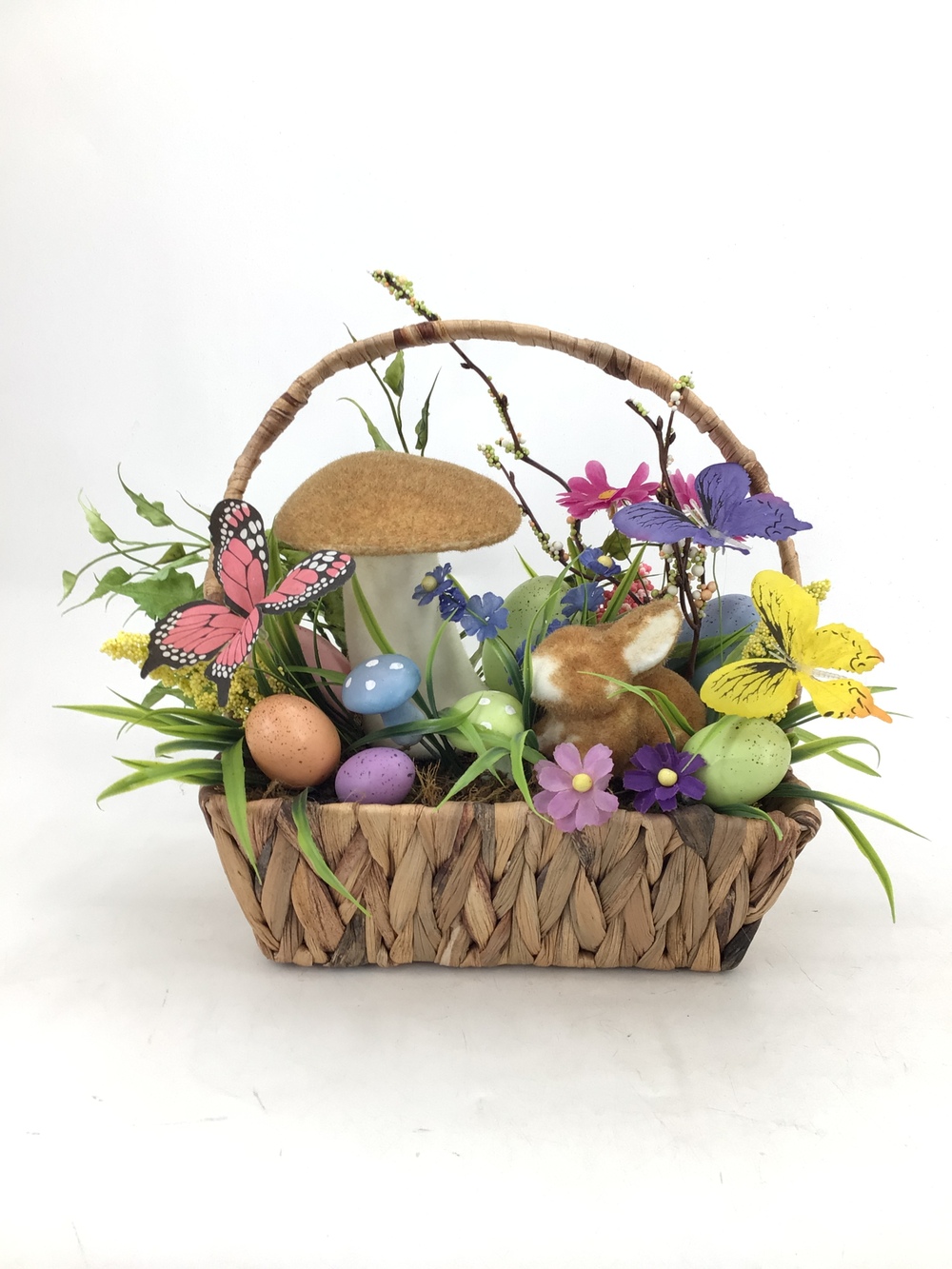 Botanical table decor