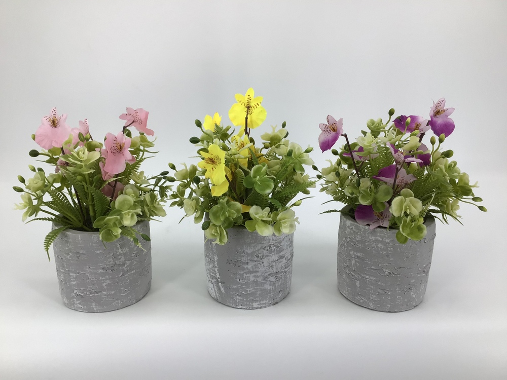 Botanical table decor