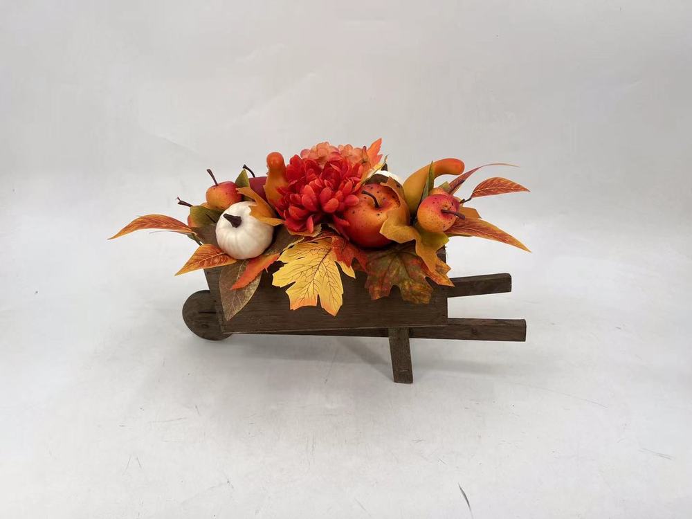 Botanical table decor