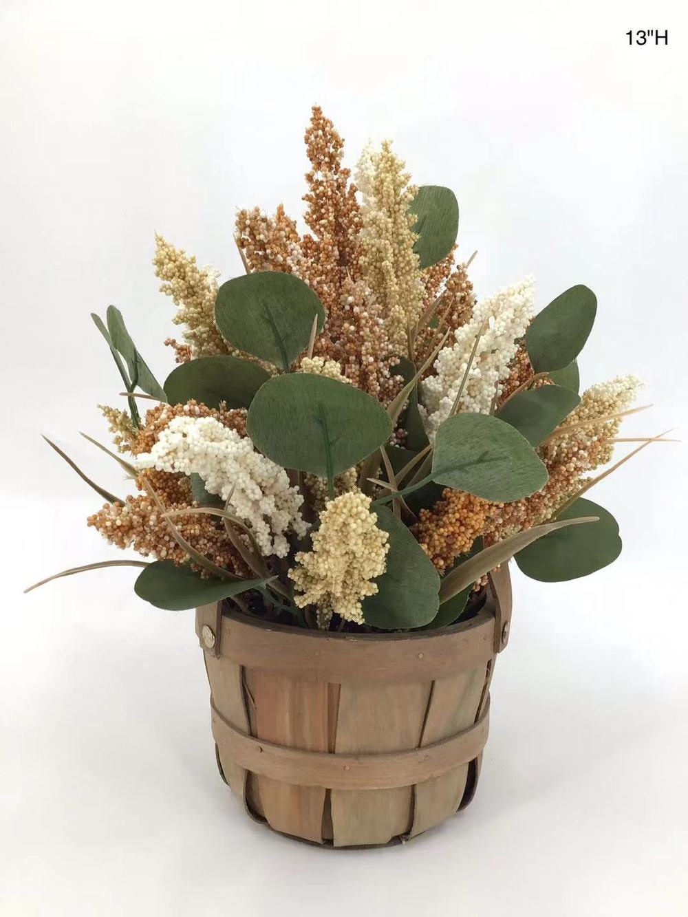 Botanical table decor