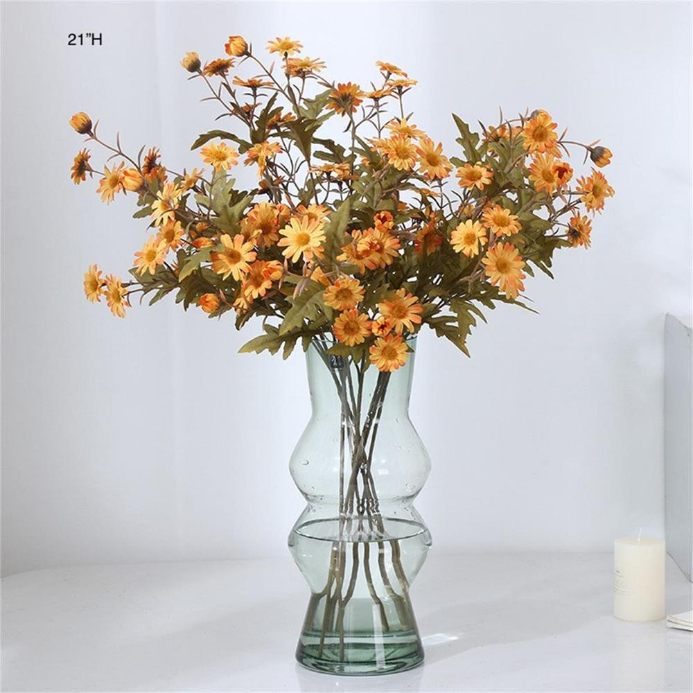 Botanical table decor