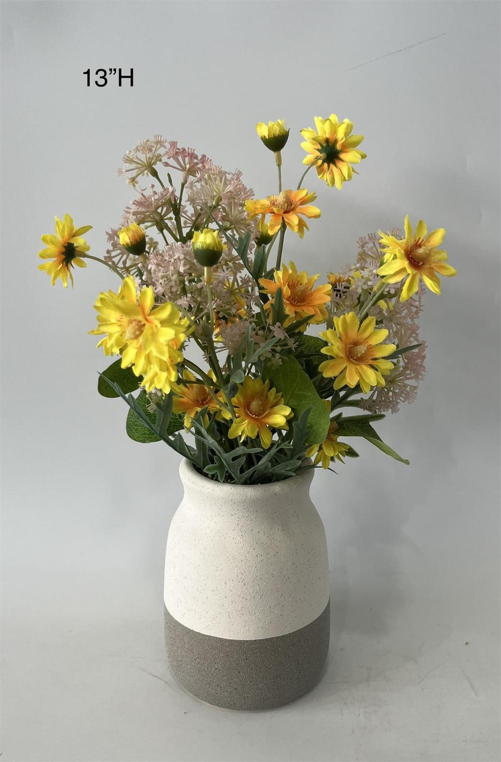 Botanical table decor