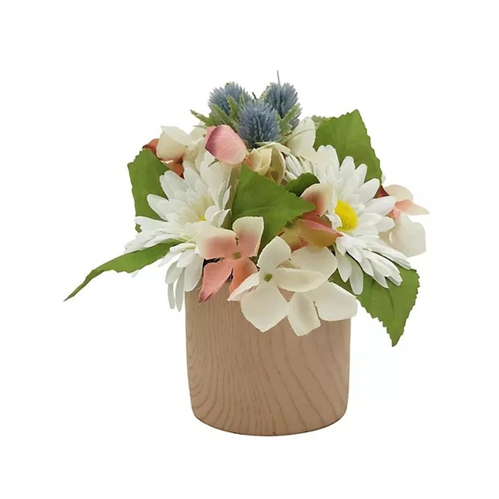 Botanical table decor