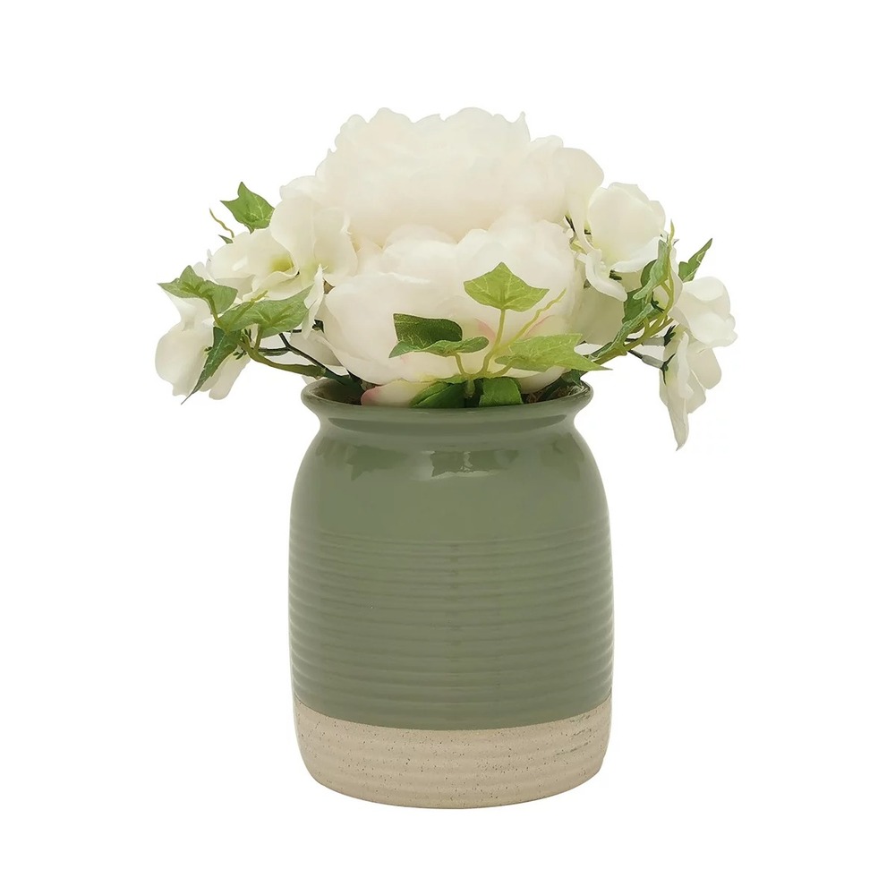 Botanical table decor
