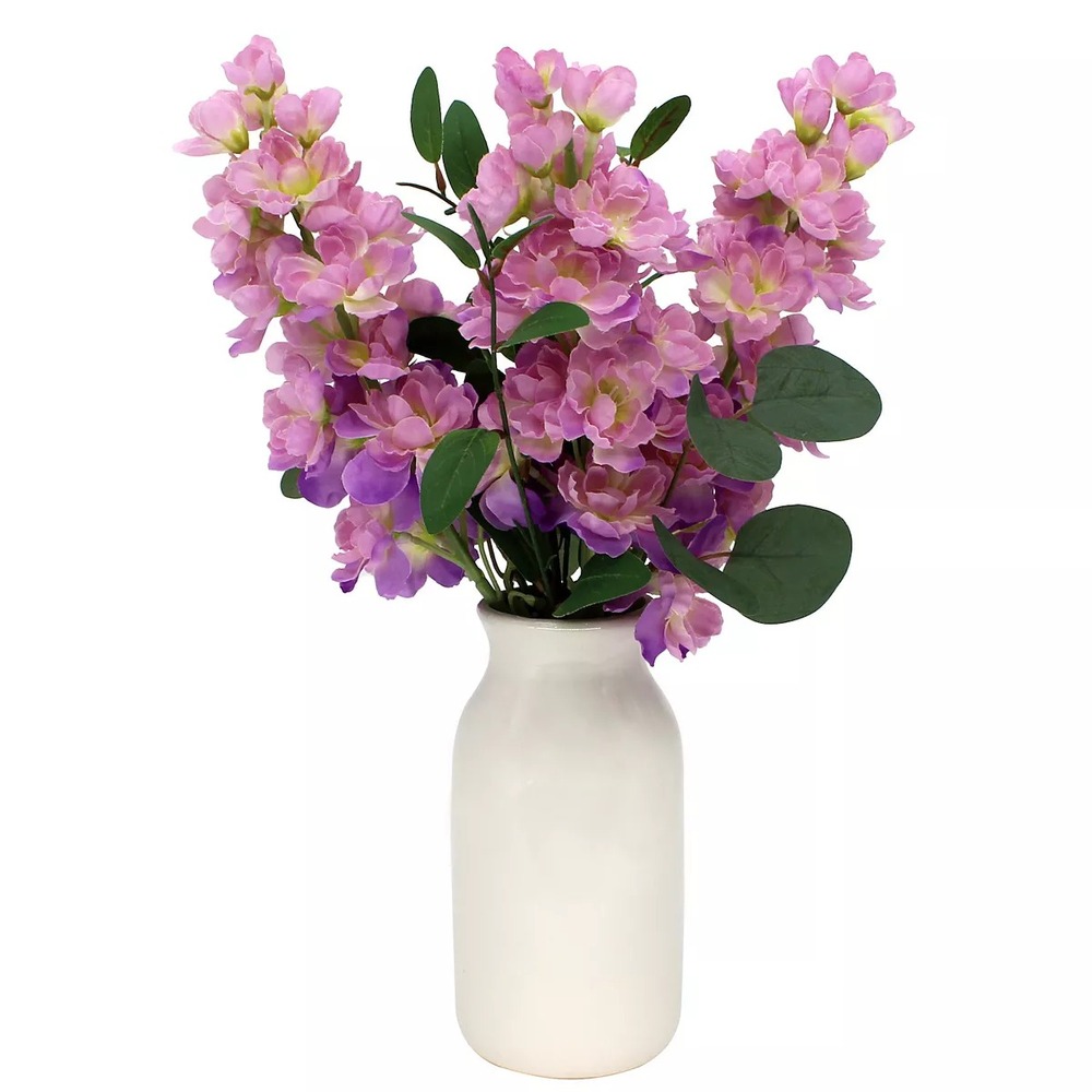 Botanical table decor