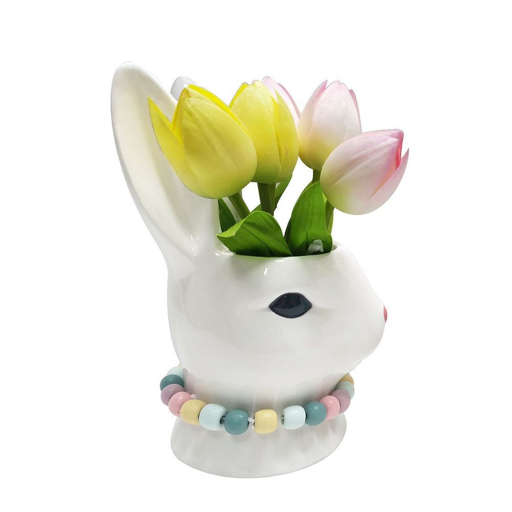 Botanical table decor