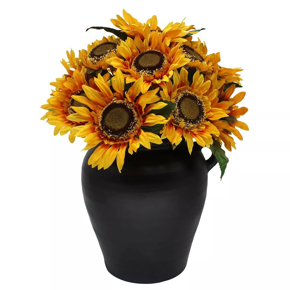 Botanical table decor