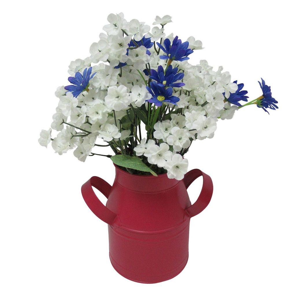 Botanical table decor