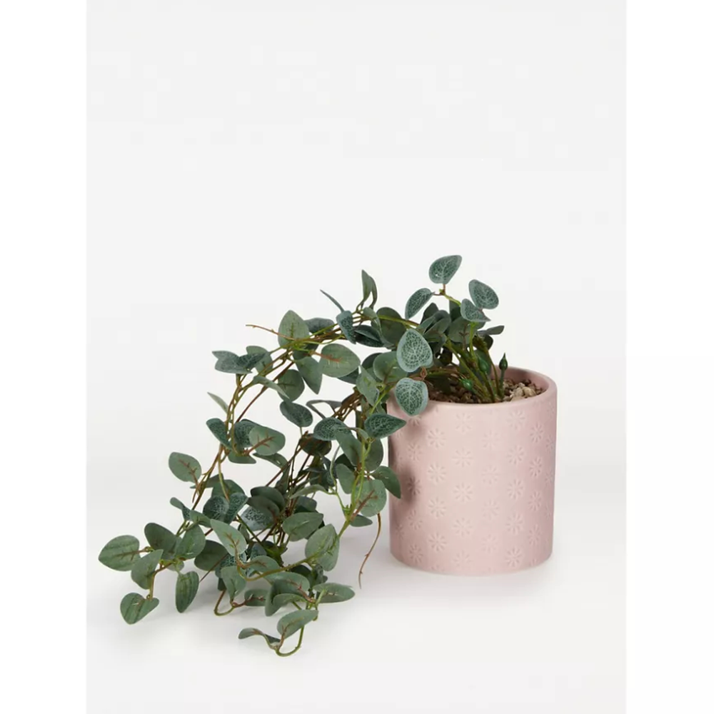 Botanical table decor