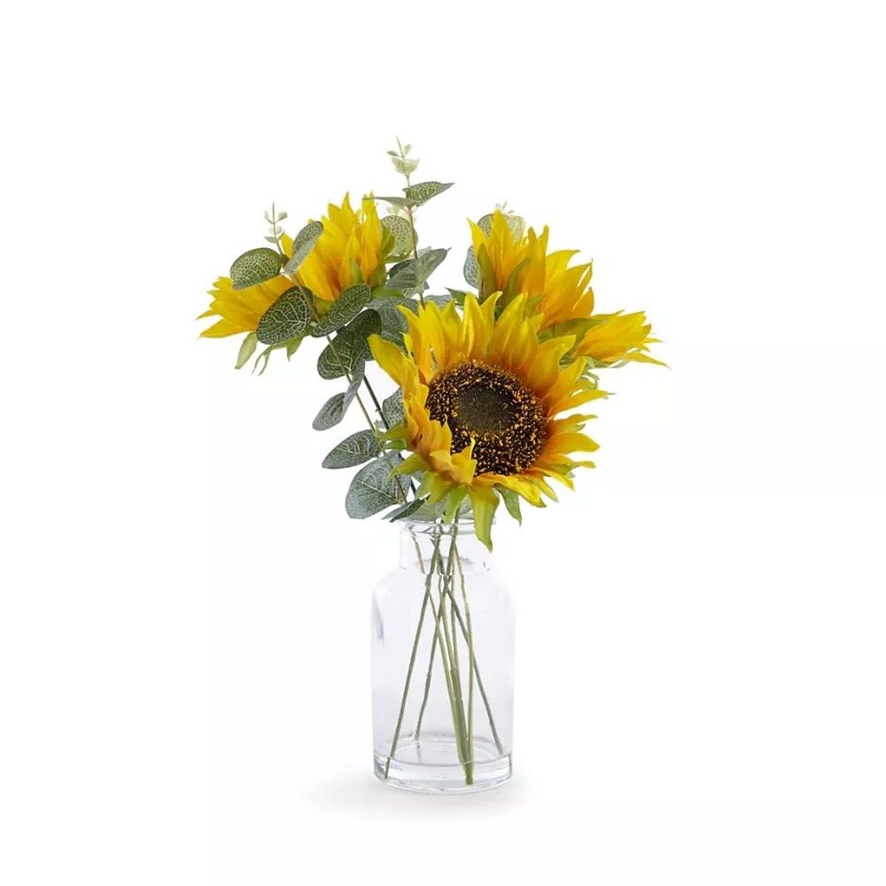 Botanical table decor