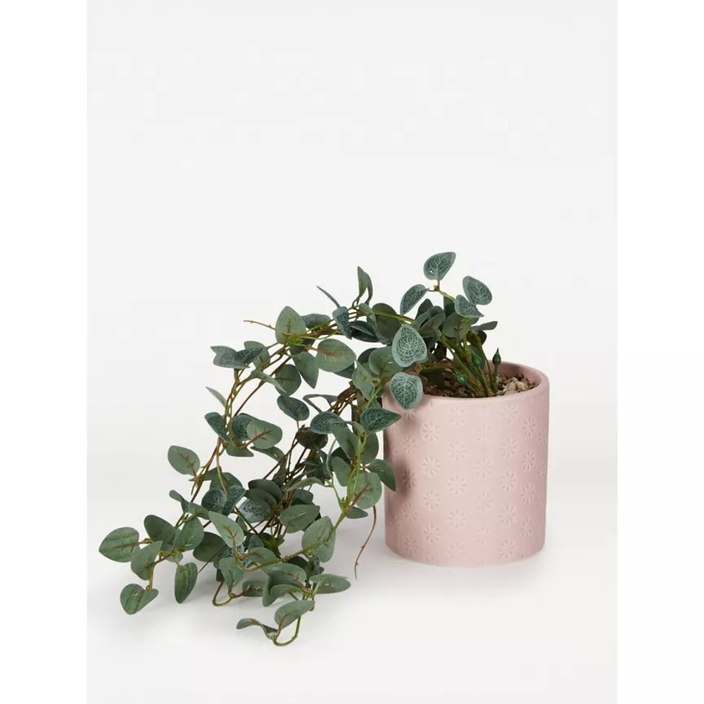 Botanical table decor