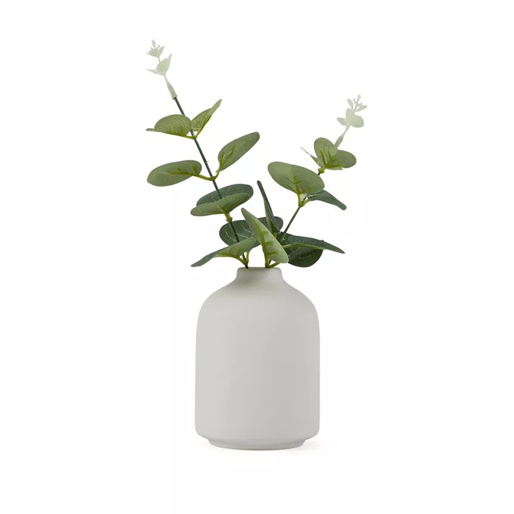Botanical table decor
