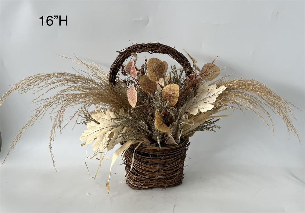 Botanical table decor
