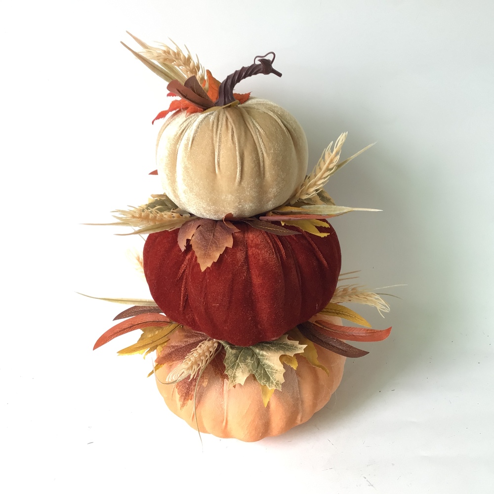 Botanical table decor