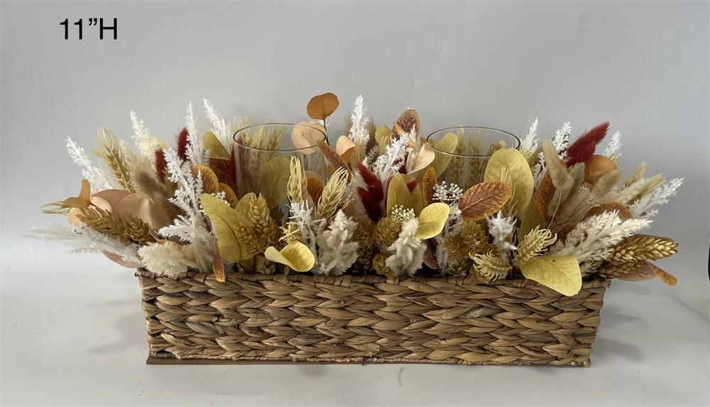 Botanical table decor
