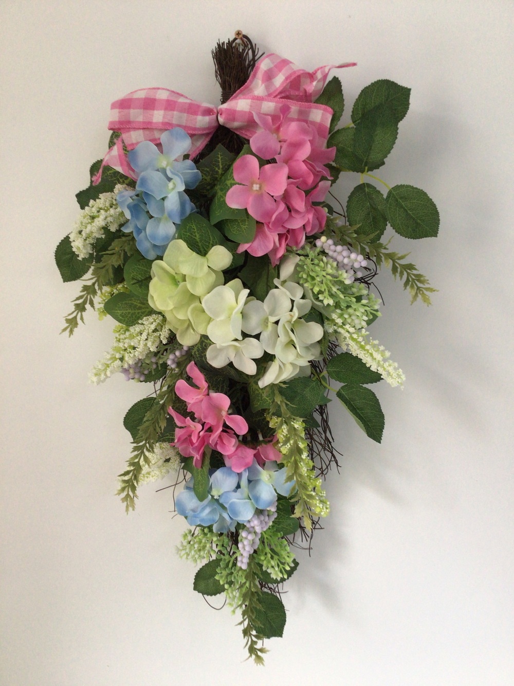 Botanical teadrop