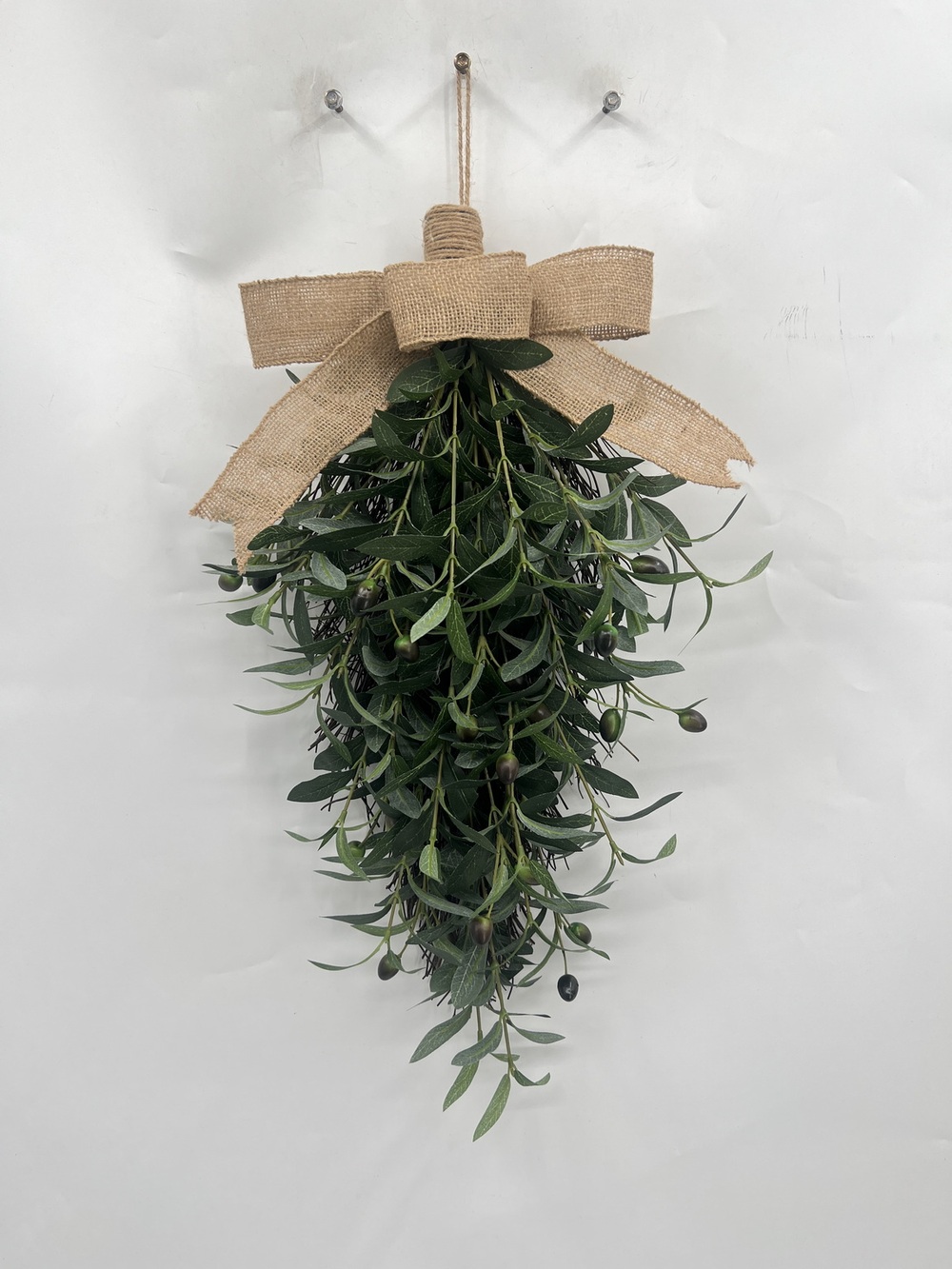 Botanical teadrop