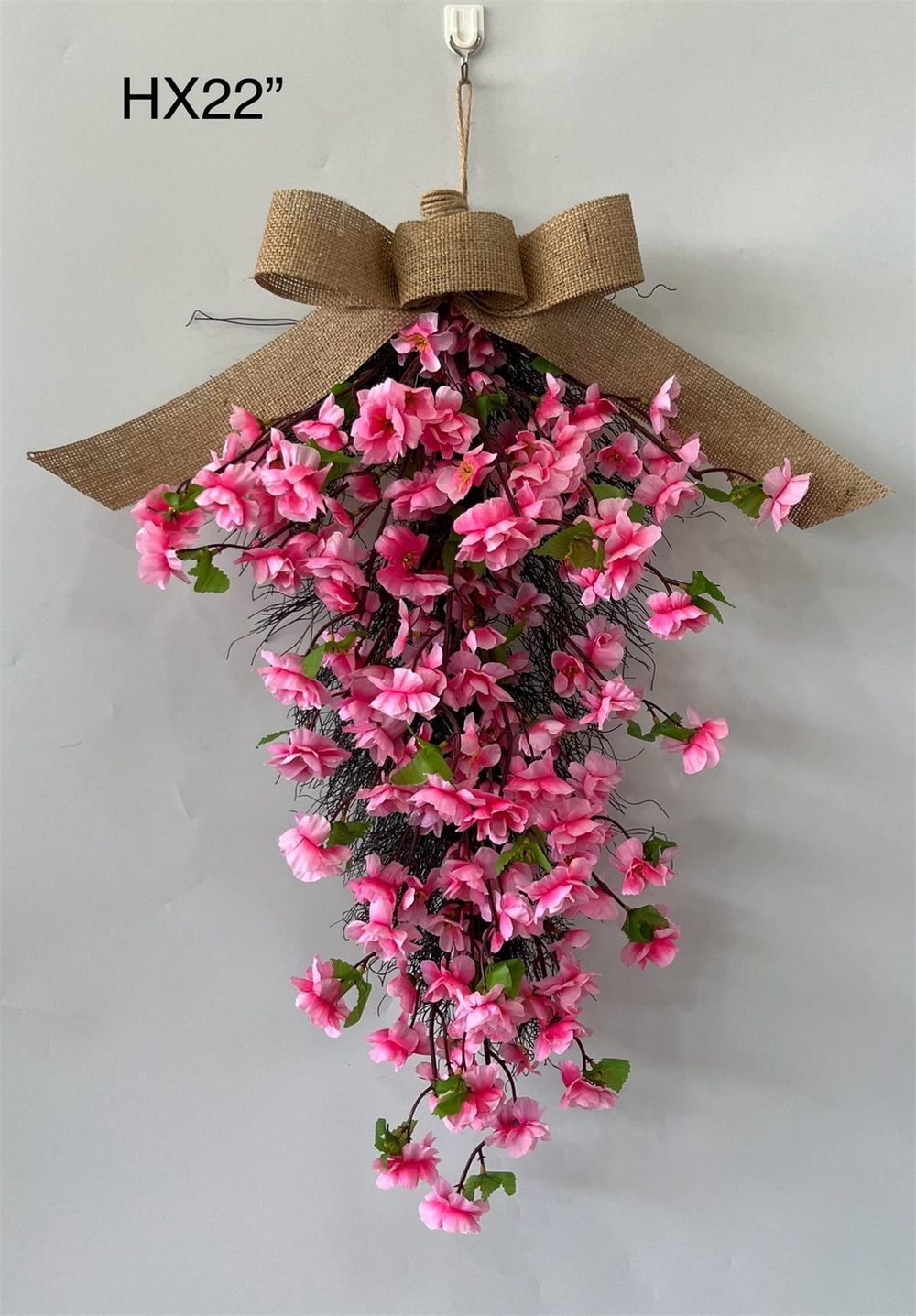 Botanical teadrop