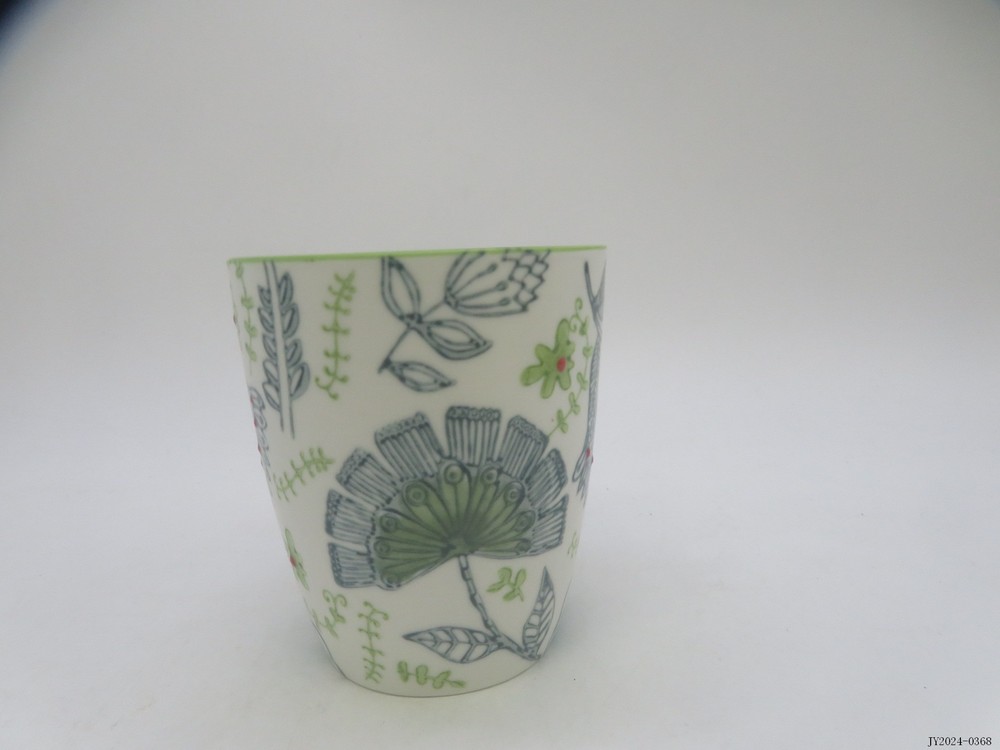 Cup
