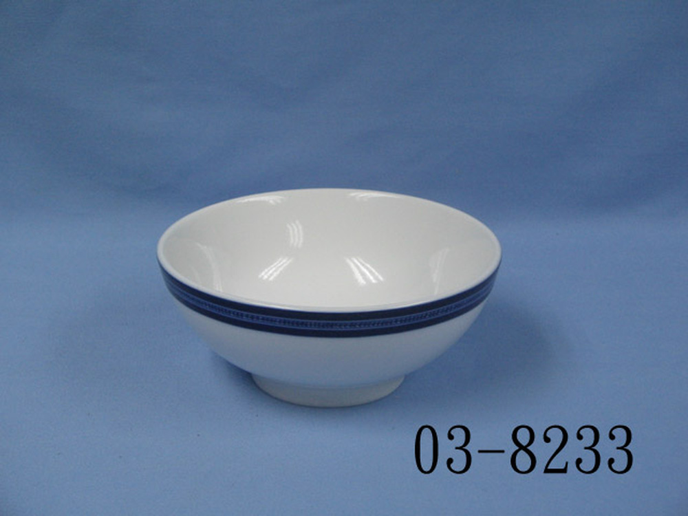 03-8233